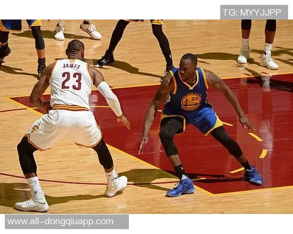詹姆斯在东决G6前沉默两天菲兹戴尔揭秘背后故事