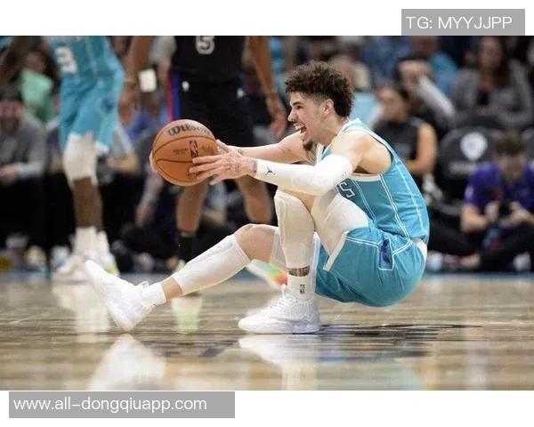 手感不佳影响表现三球替补出战21分钟仅得5分三分球命中率低迷